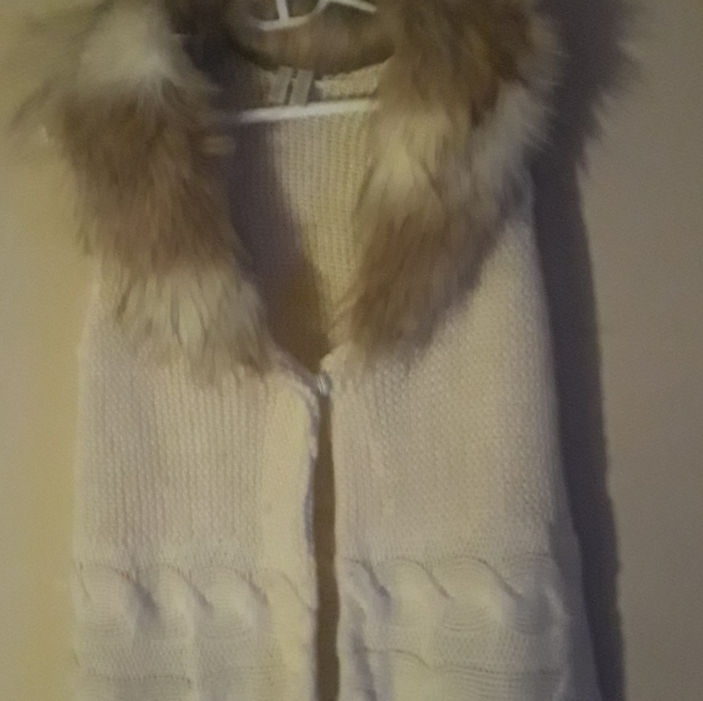 Cardigan - Picture 2 of 2